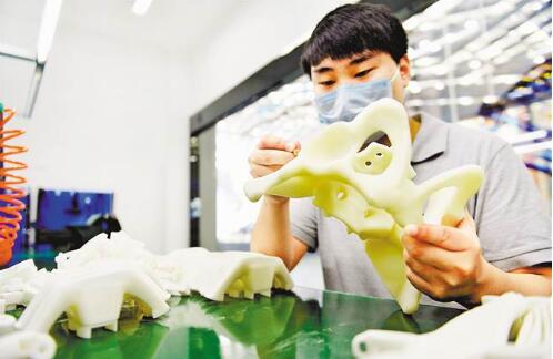 5万多颗义齿来自这里的3D打印