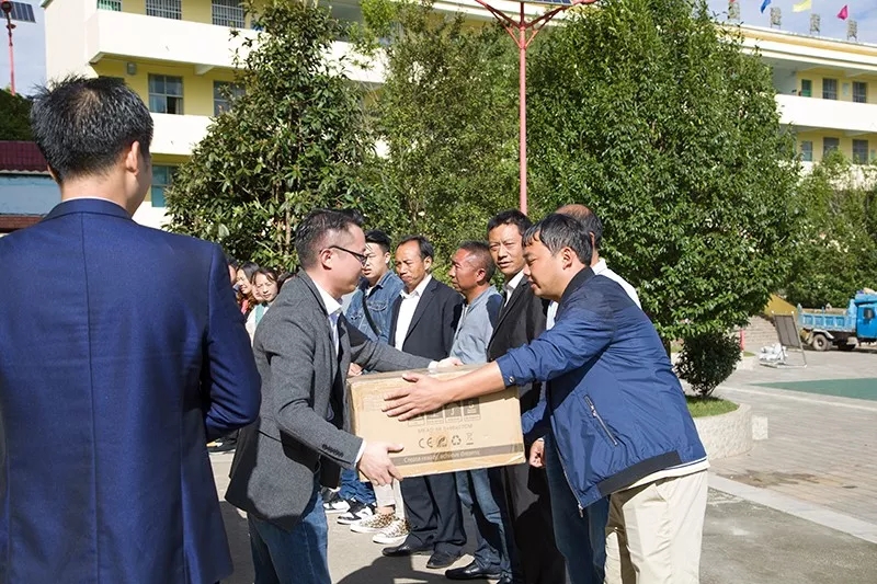 公益助学活动捐助3D打印机 公益助学活动捐助3D打印机