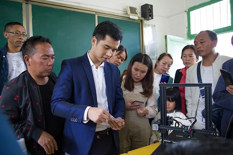 演示3D打印机操作步骤 演示3D打印机操作步骤