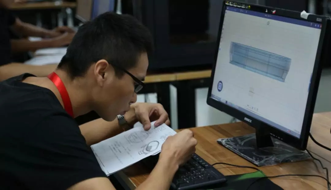 认真处理3D打印机试题