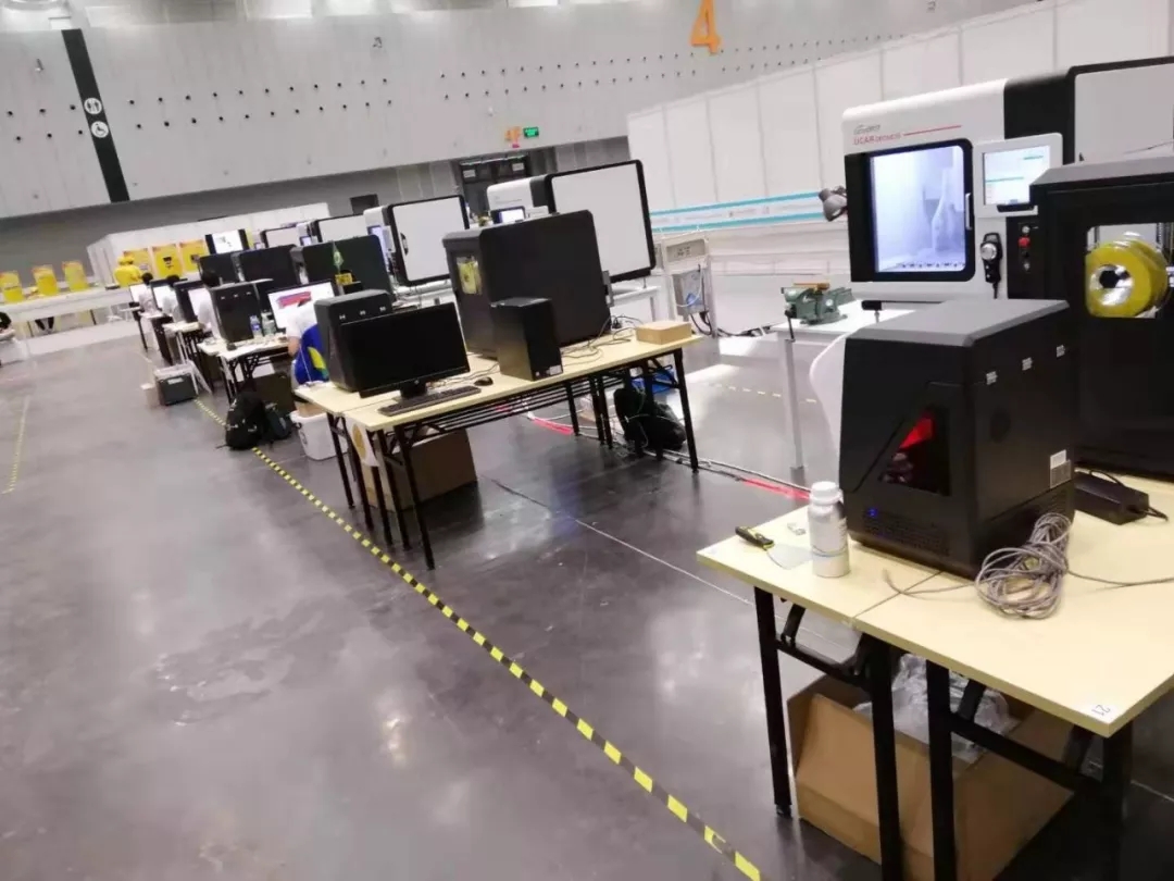 3D打印机工业设计赛选手比赛图