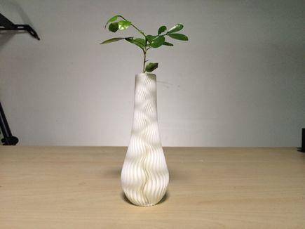 3D打印机制造创意花瓶